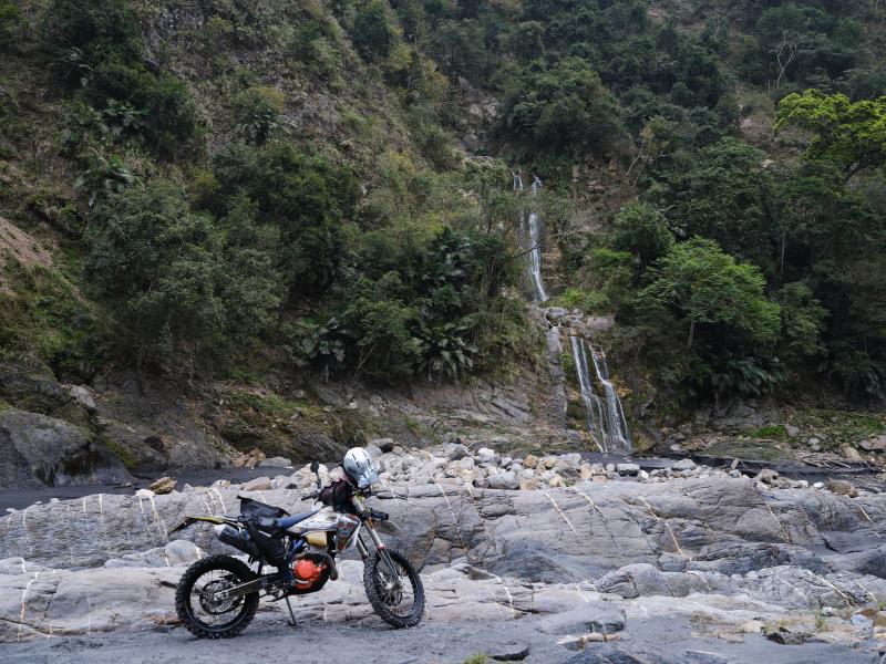 58公路 // Highway 58