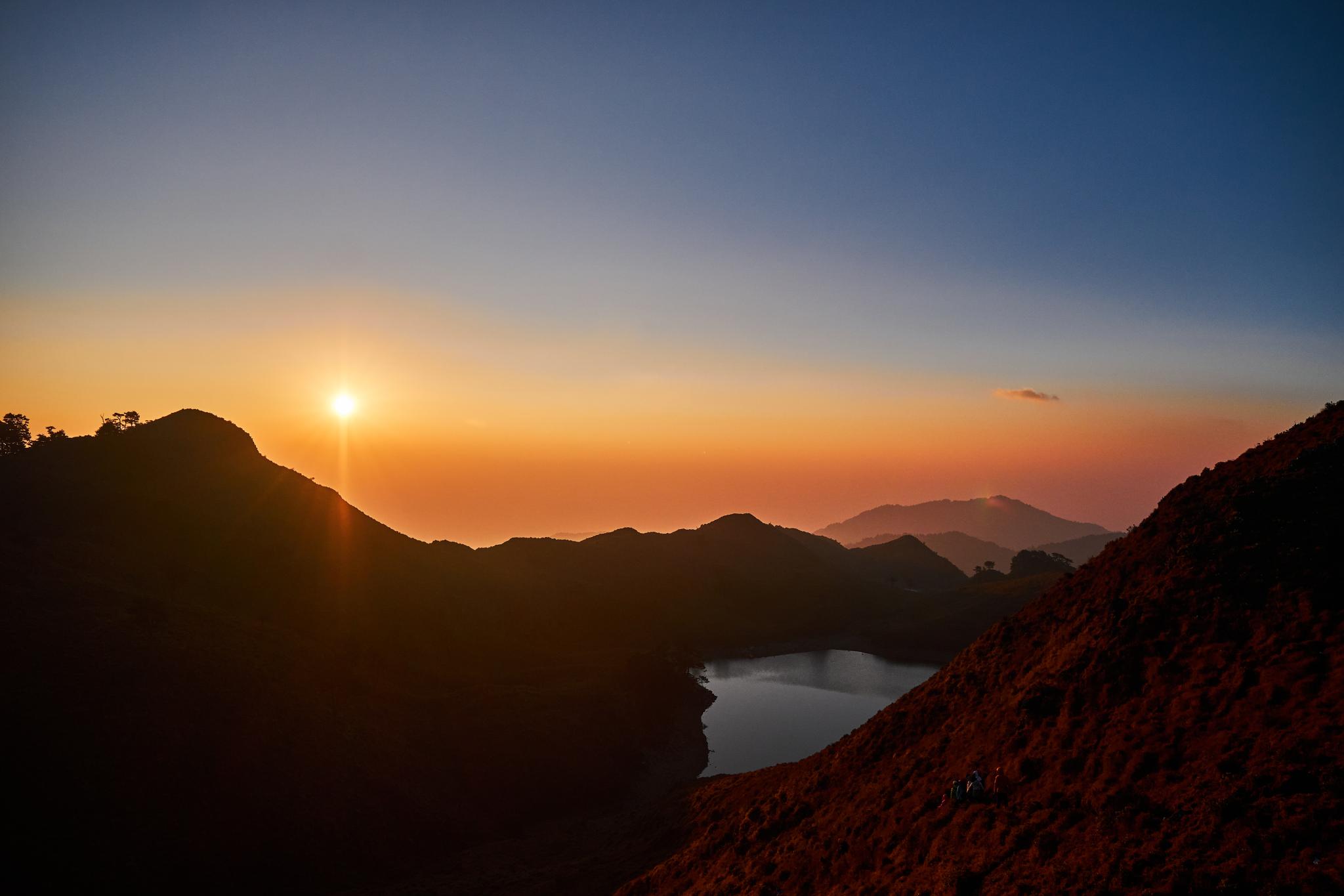 七彩湖 // Colorful Lake